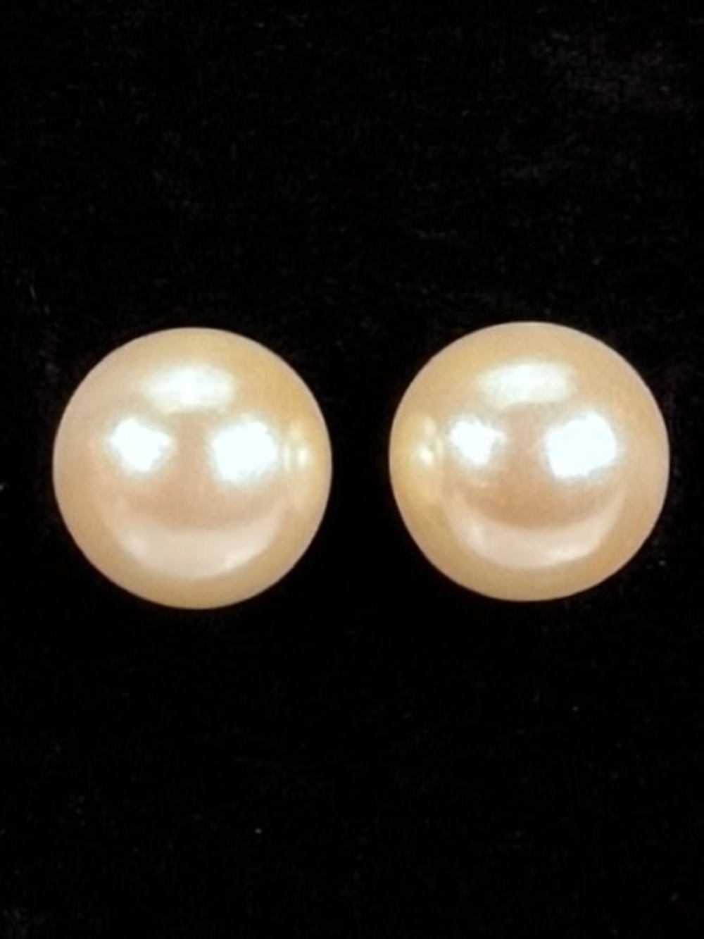 Classic Cream Faux Pearl Stud Pierced Earrings